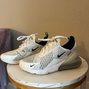 Nike Air Max 270 White and Black Size 7.5 Women’s Sneakers